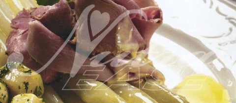 Espárragos con Jamón Cocido