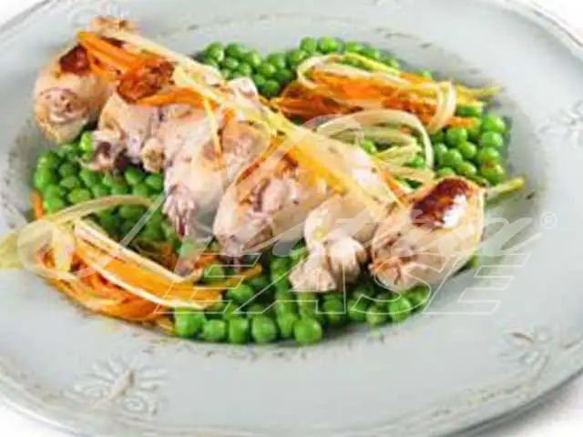 Chipirones con Guisantes y Verduras