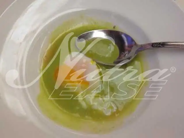 Crema de Guisantes con un Huevo Escalfado